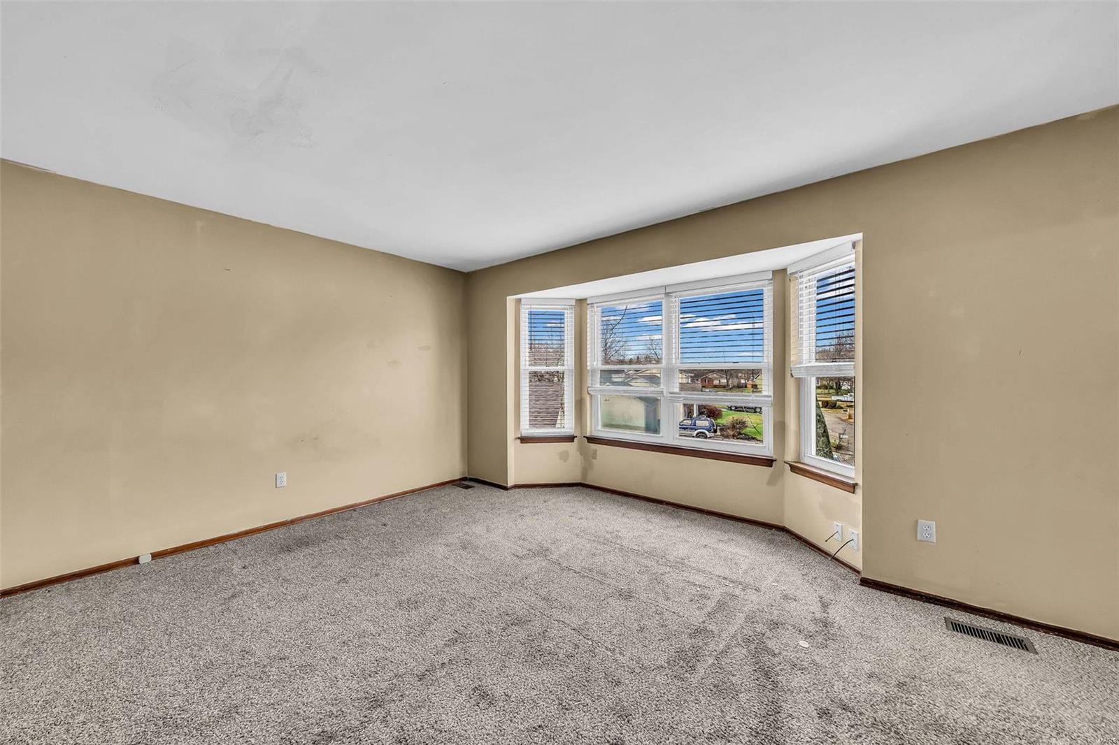 St Peters, Missouri 63376, United States, 3 Bedrooms Bedrooms, ,3 BathroomsBathrooms,Residential,Pending,25932