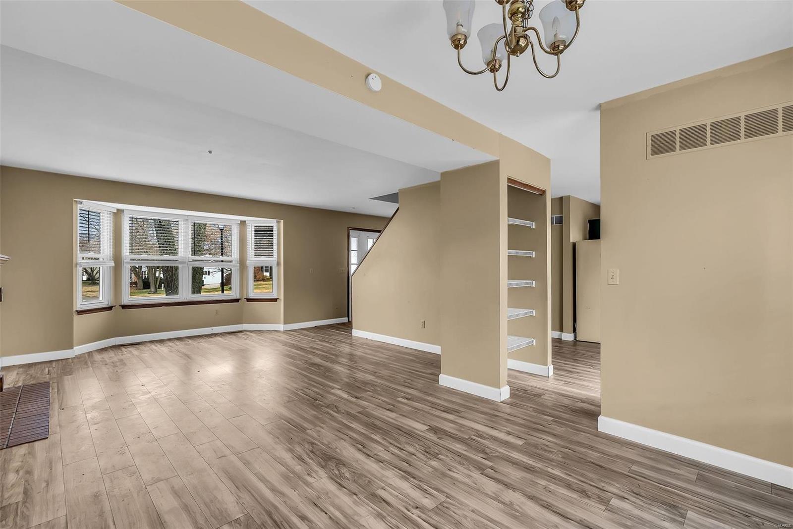 St Peters, Missouri 63376, United States, 3 Bedrooms Bedrooms, ,3 BathroomsBathrooms,Residential,Pending,25932