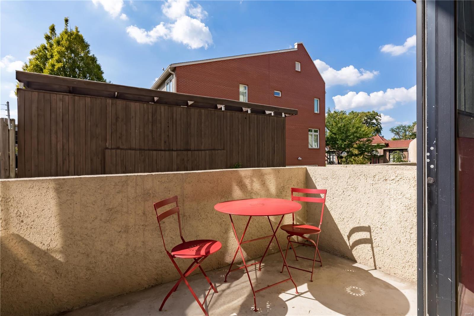 4200 Laclede Condo - Residential