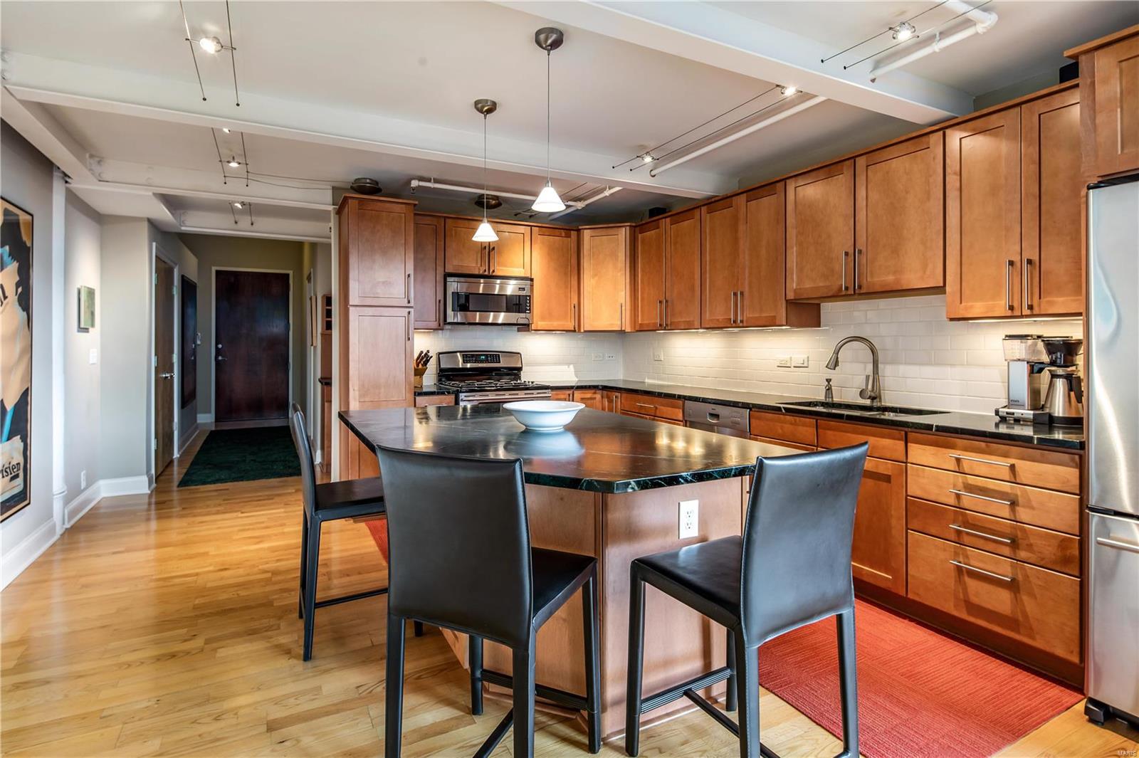 4200 Laclede Condo - Residential