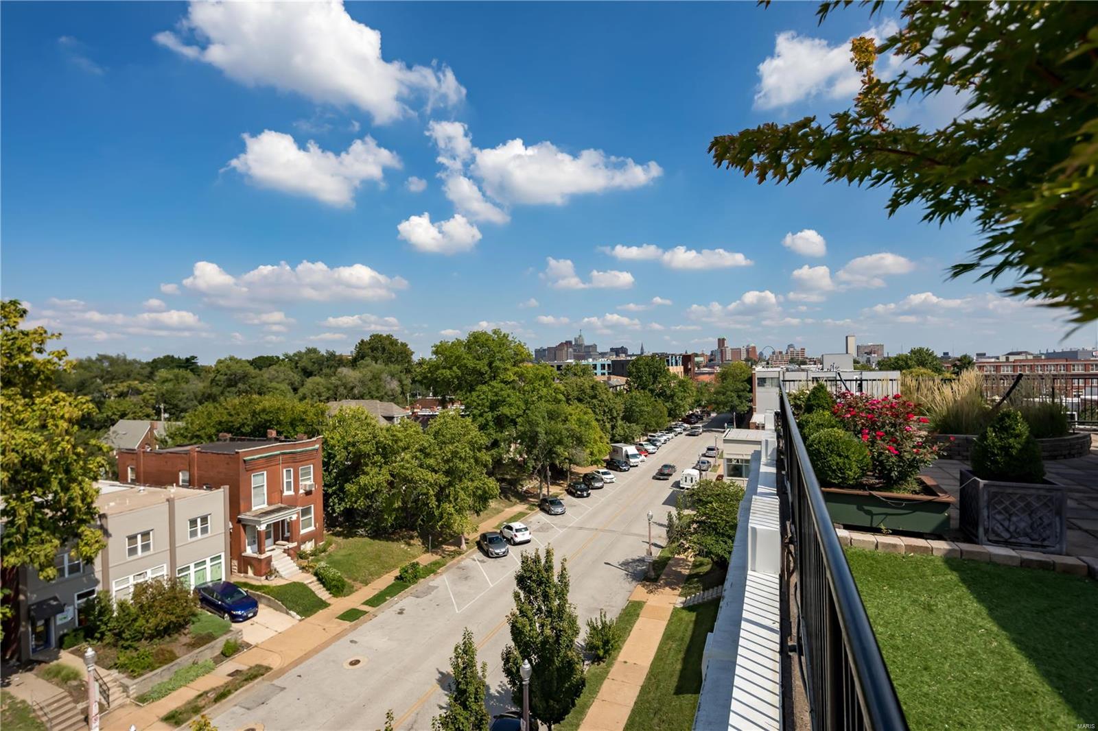 4200 Laclede Condo - Residential