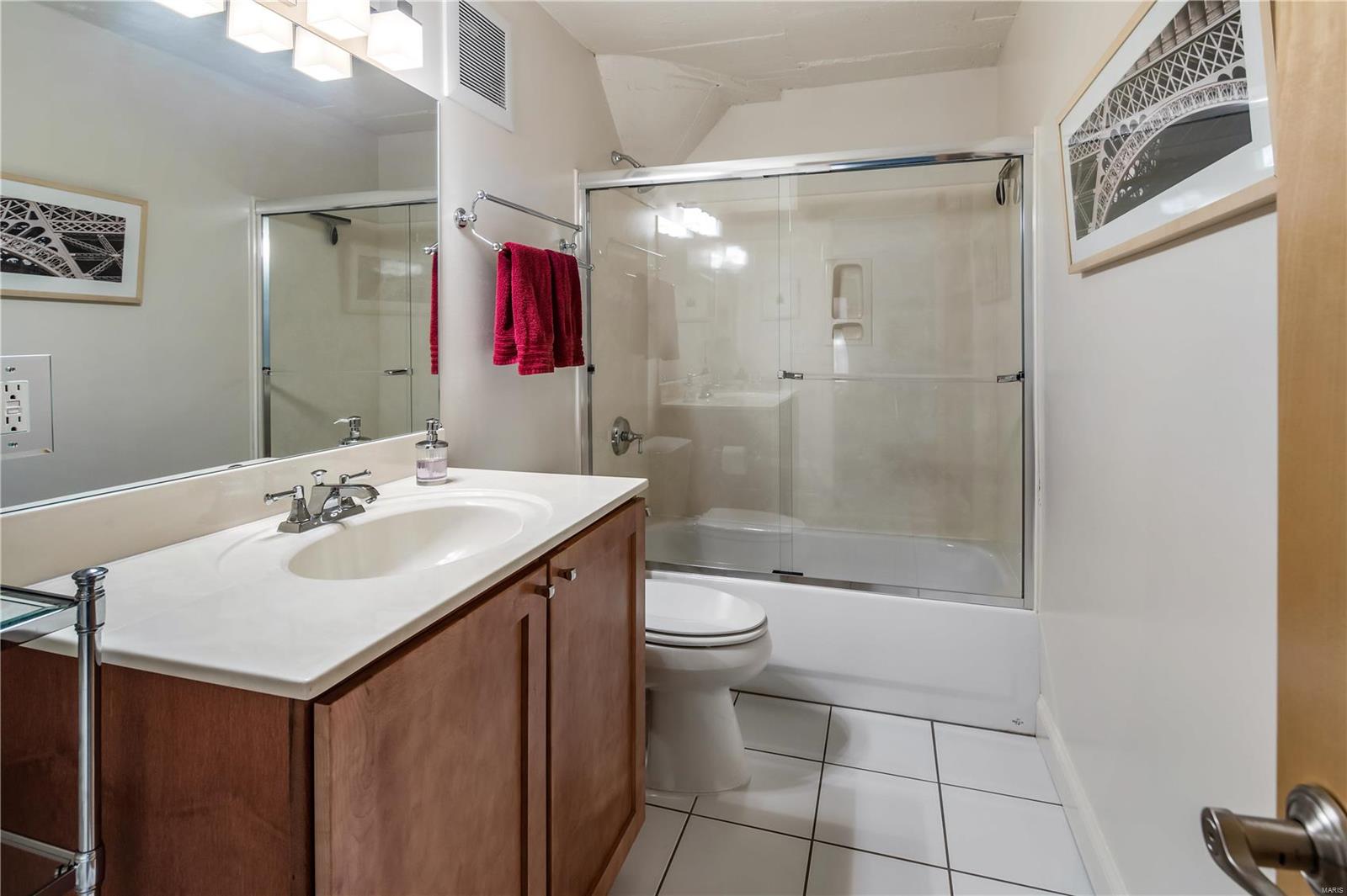 4200 Laclede Condo - Residential