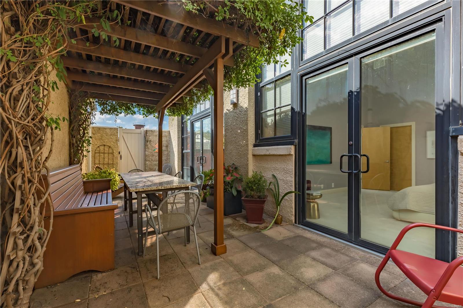 4200 Laclede Condo - Residential