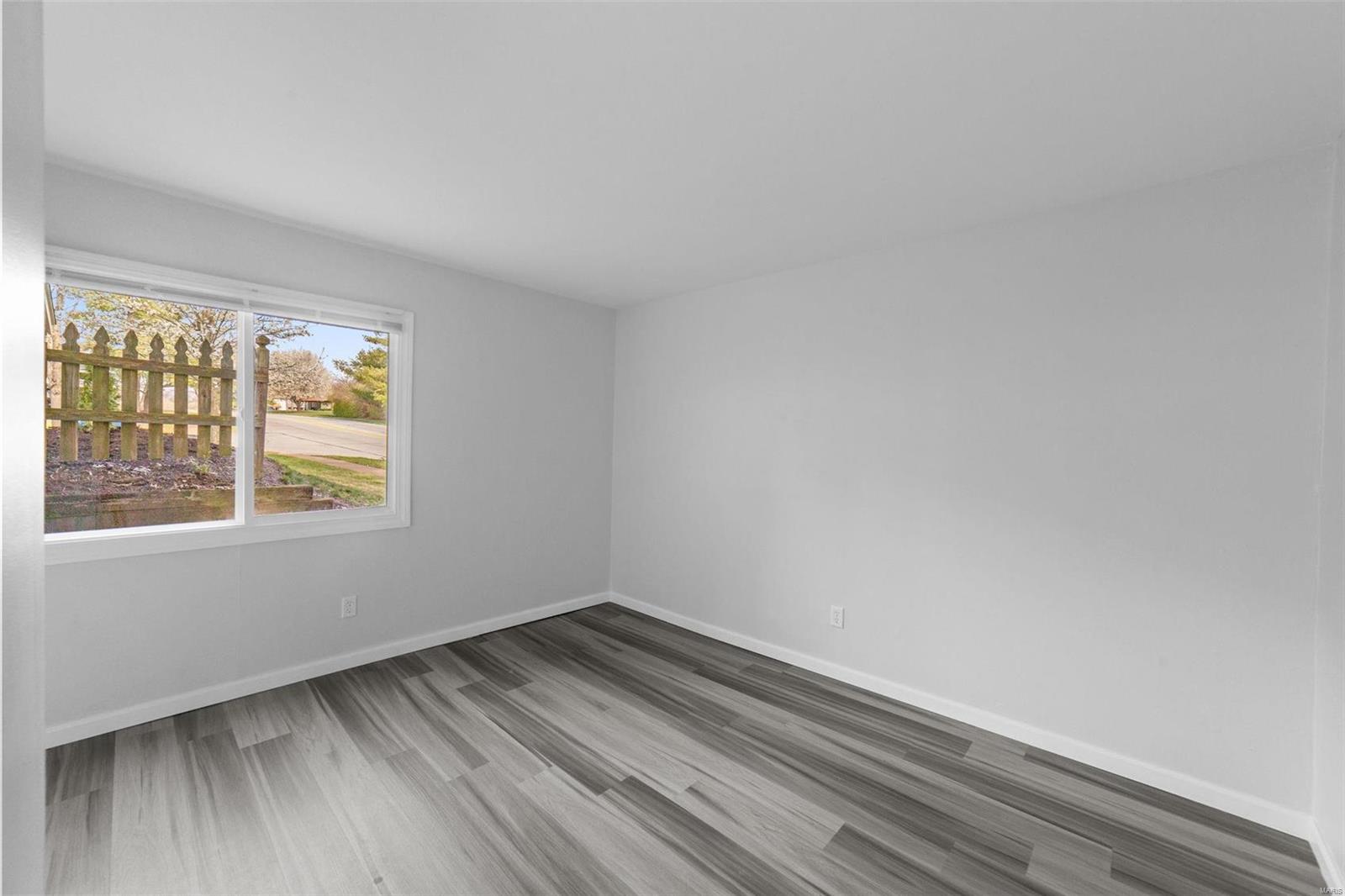 Rolling Hills Country Club Park Sec 1 - Residential Lease