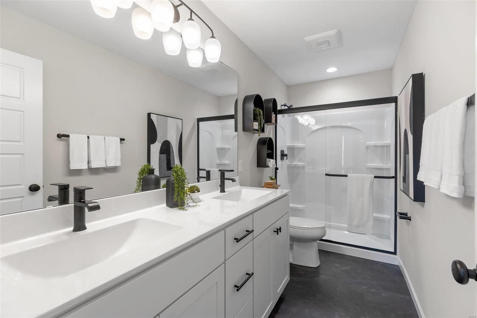 705 Courtshire Crossing