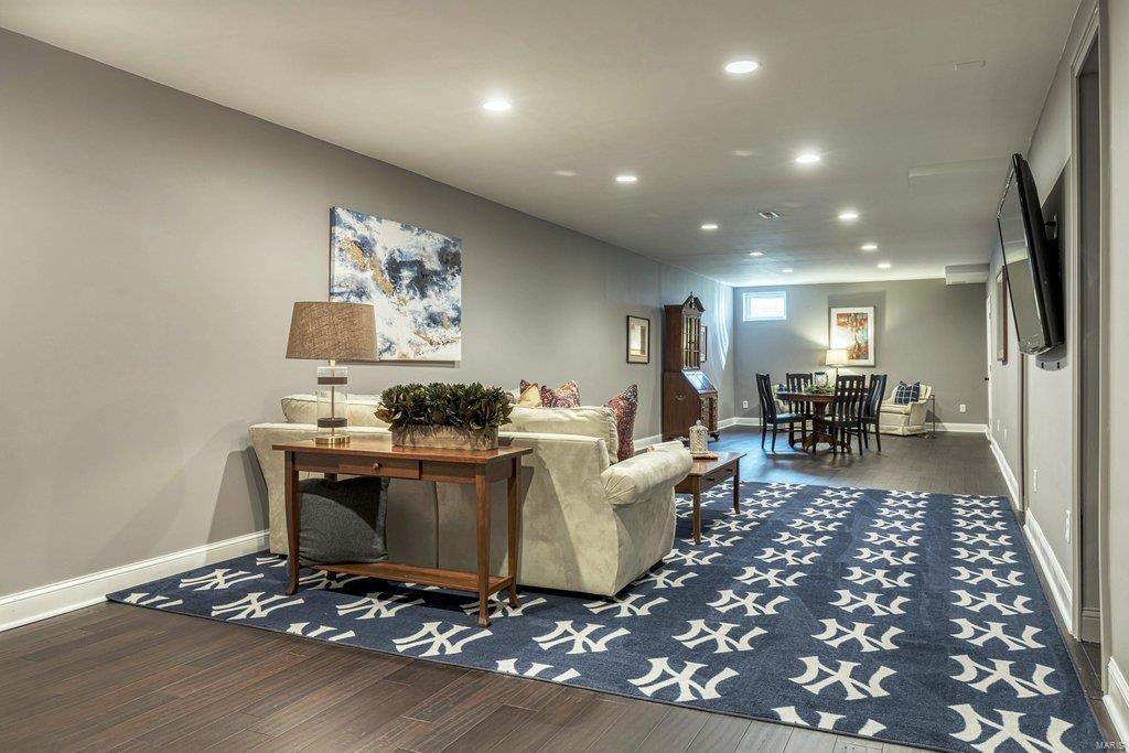 Whitmoor Country Club #9 - Residential