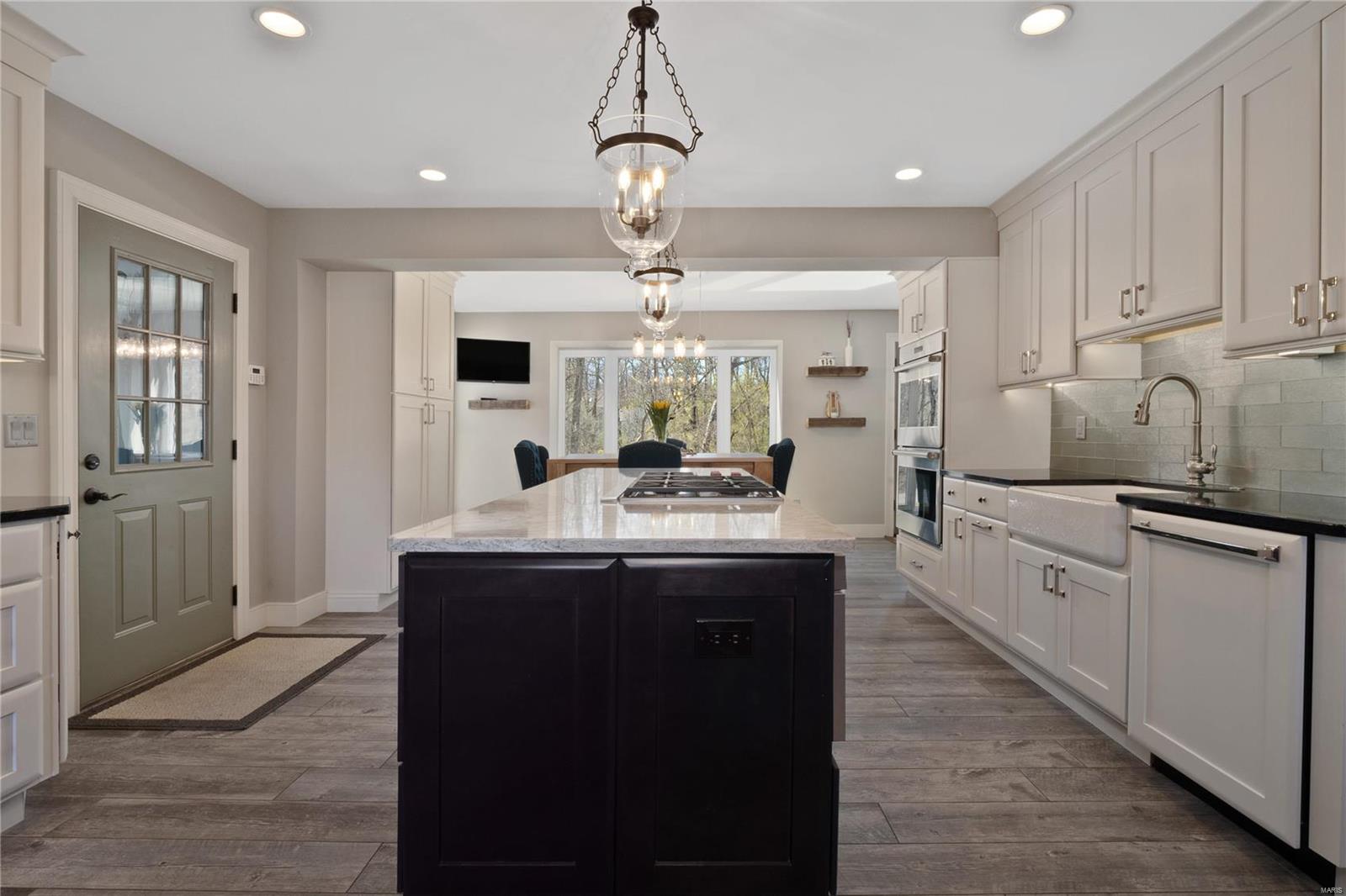 School Land Lt Pt 3 Lt Split Aka Two - Residential