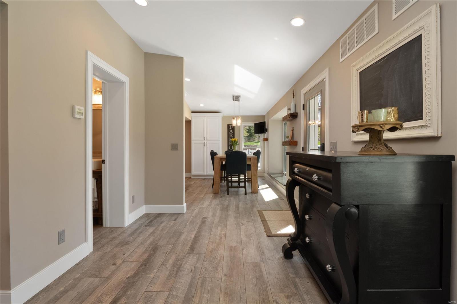 School Land Lt Pt 3 Lt Split Aka Two - Residential