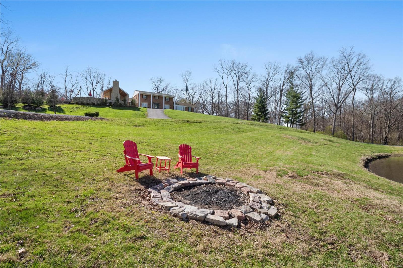 School Land Lt Pt 3 Lt Split Aka Two - Residential