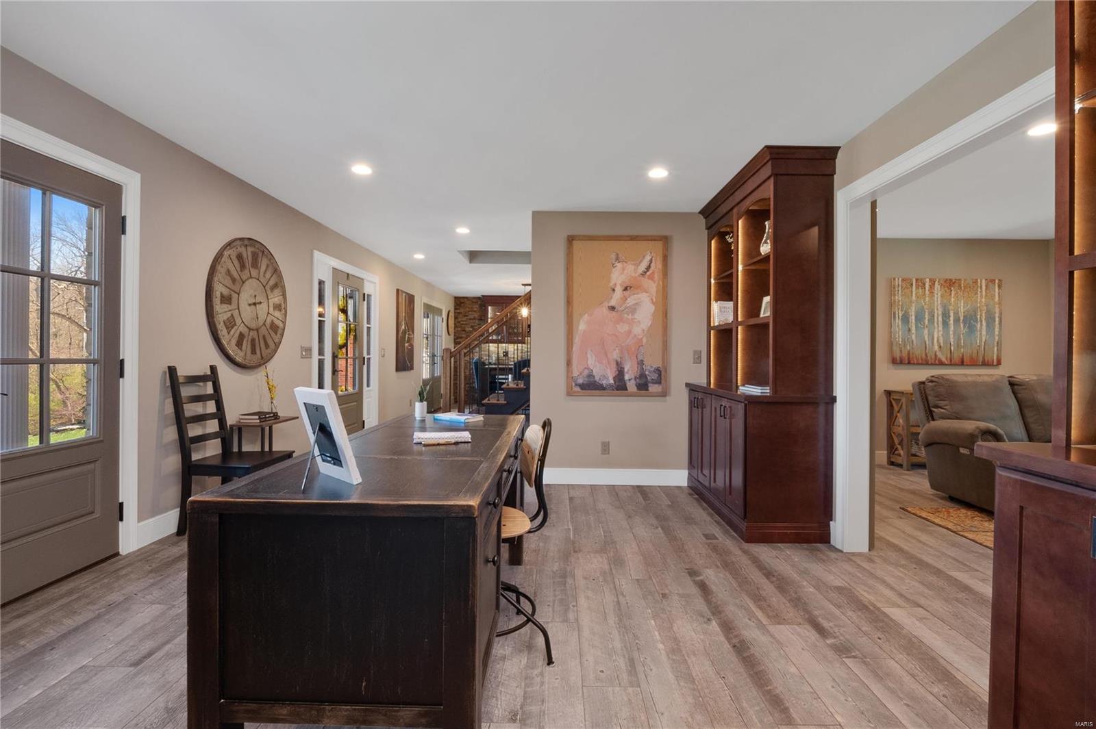 School Land Lt Pt 3 Lt Split Aka Two - Residential