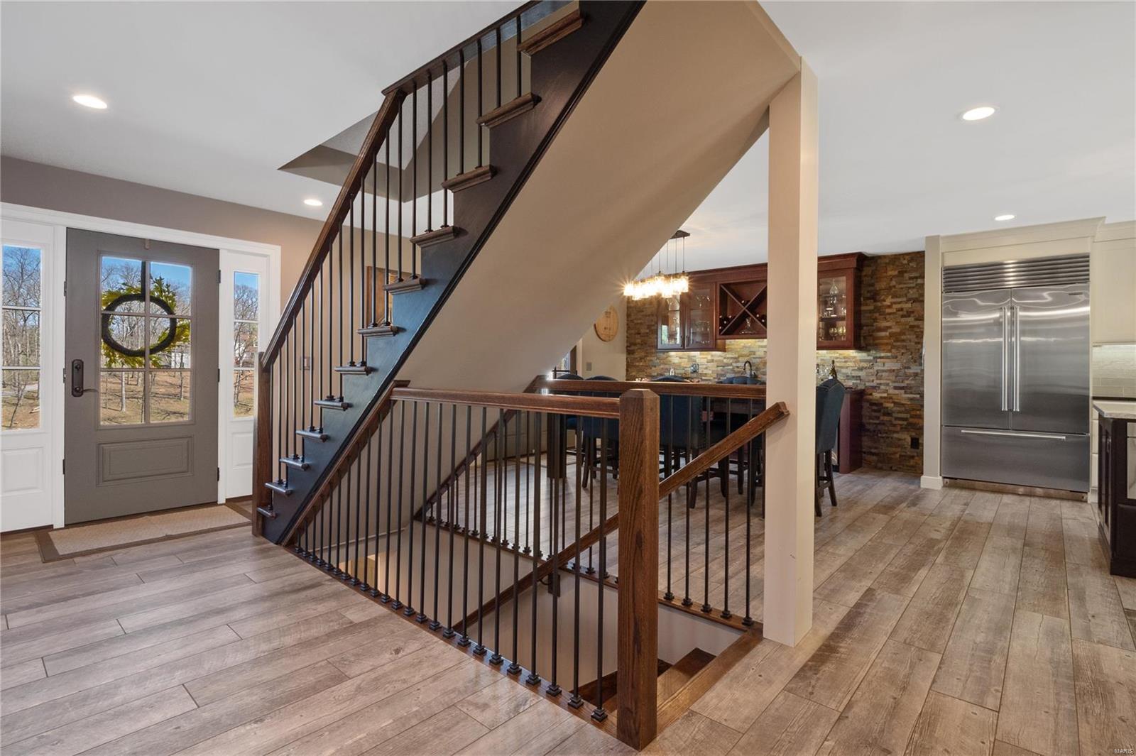 School Land Lt Pt 3 Lt Split Aka Two - Residential