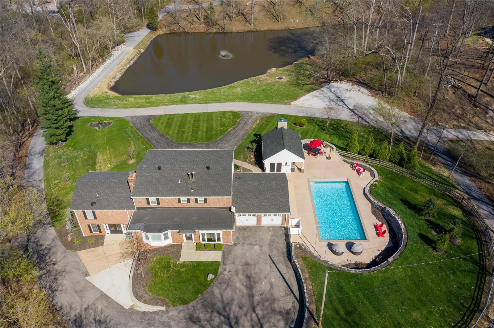 School Land Lt Pt 3 Lt Split Aka Two - Residential