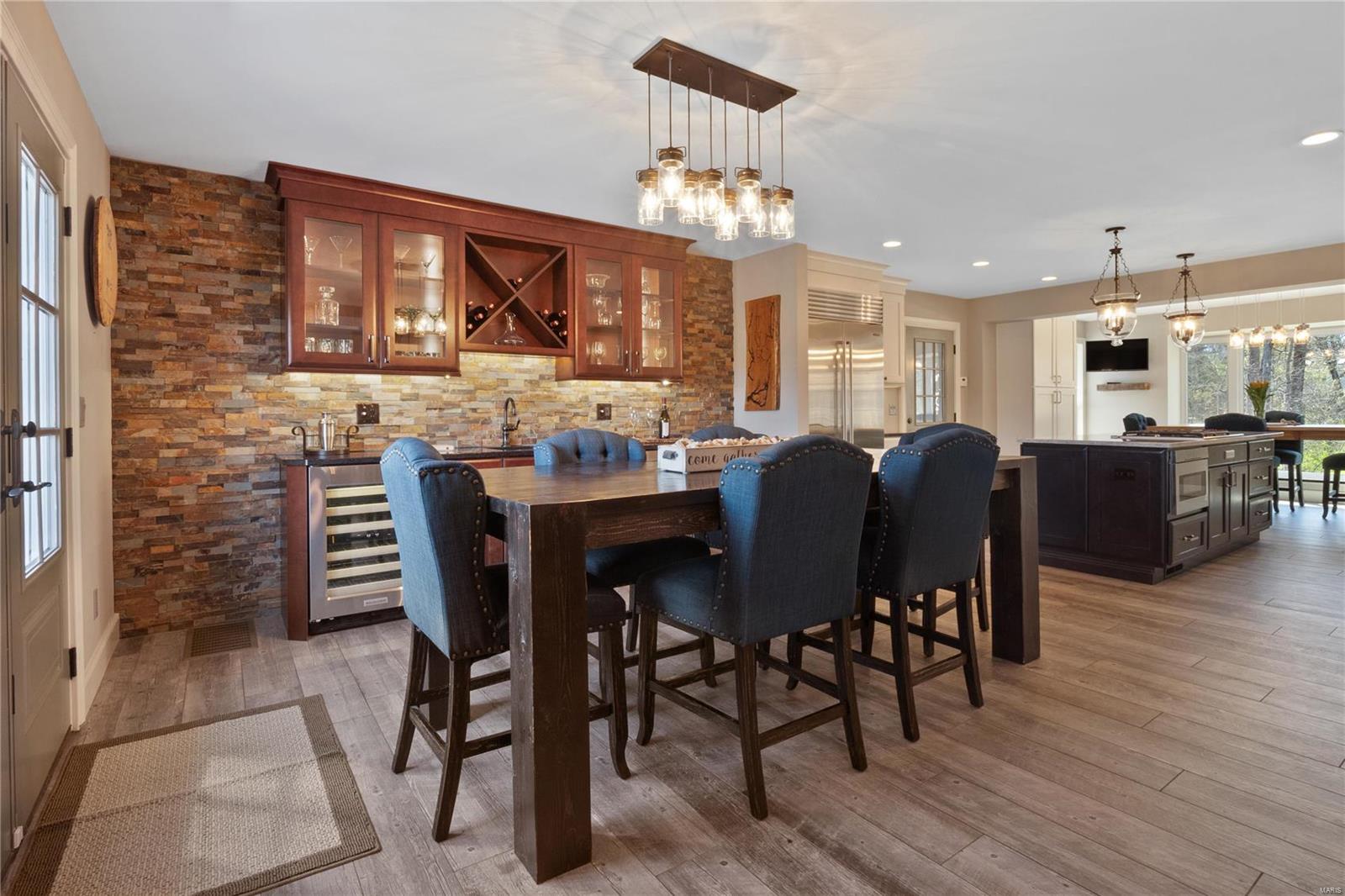 School Land Lt Pt 3 Lt Split Aka Two - Residential