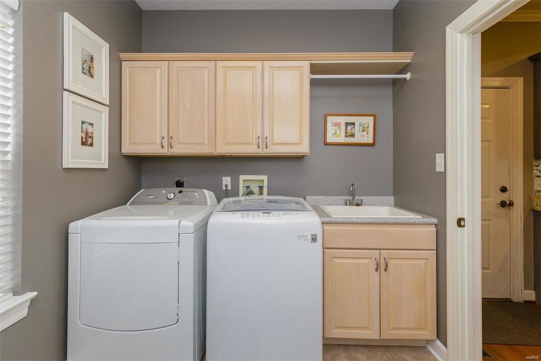 Ballas Courts - Residential