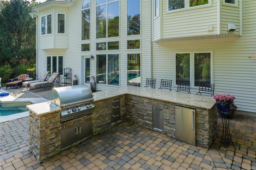 Ballas Courts - Residential