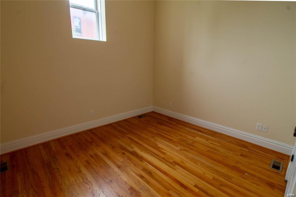 St Louis, Missouri 63118, United States, 2 Bedrooms Bedrooms, ,1 BathroomBathrooms,Residential,Active,120001