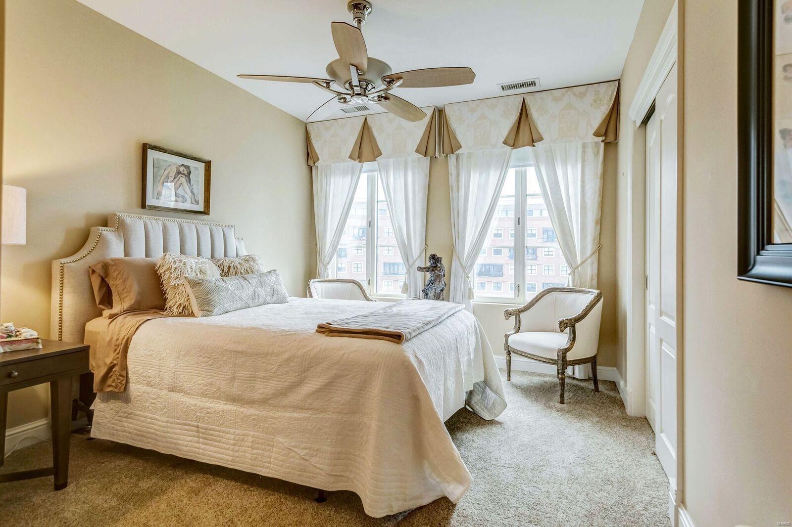 Plaza In Clayton A Condo The - Residential