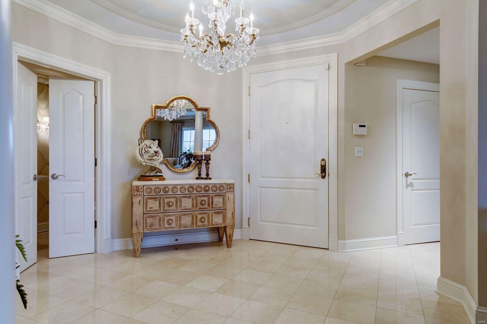 Plaza In Clayton A Condo The - Residential