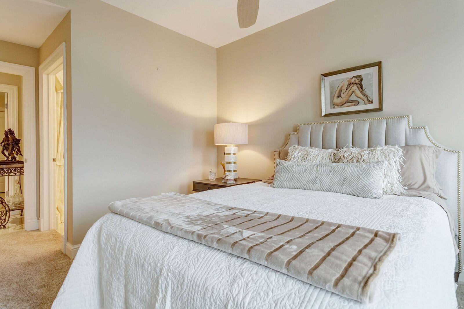 Plaza In Clayton A Condo The - Residential