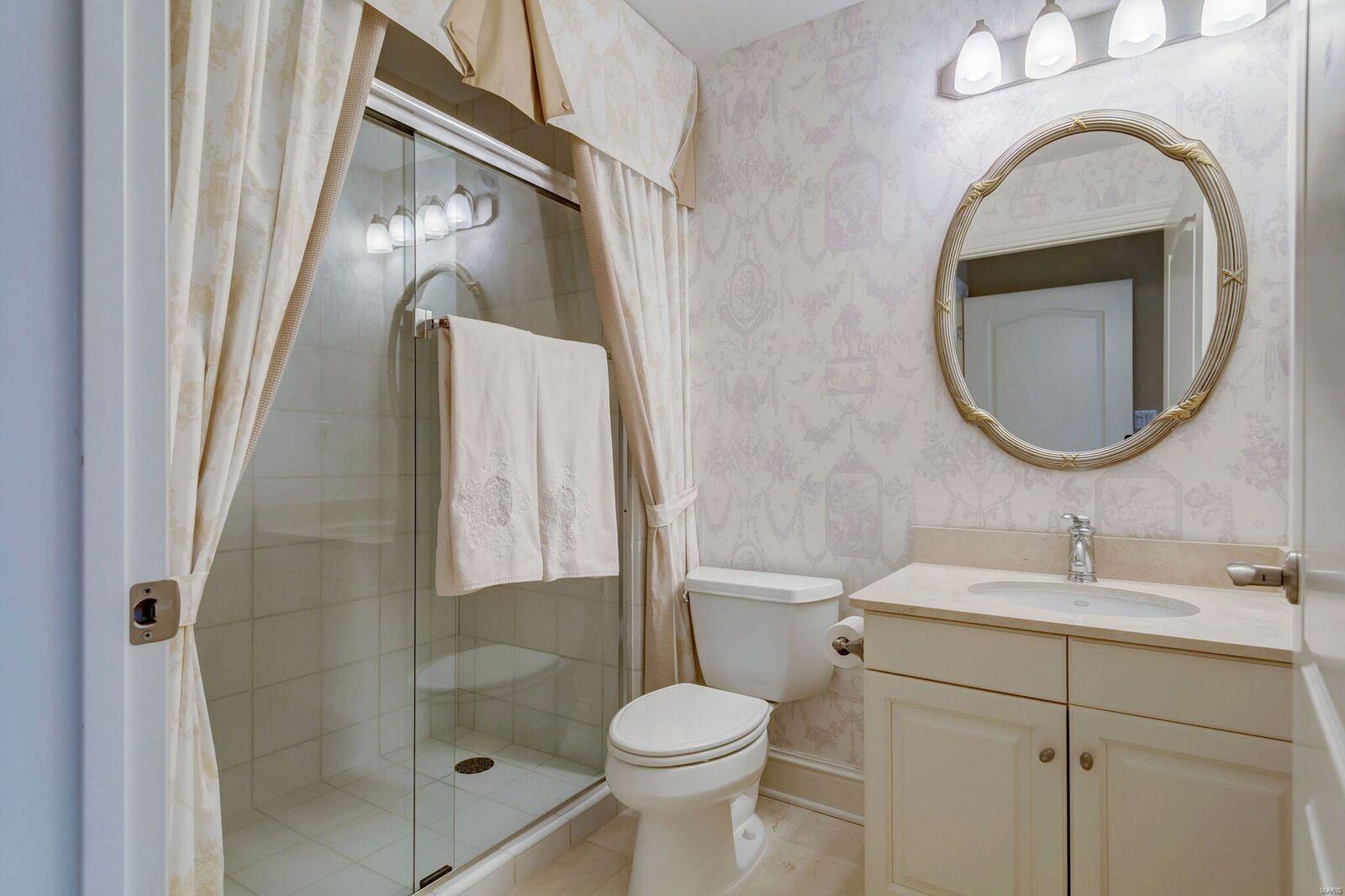 Plaza In Clayton A Condo The - Residential