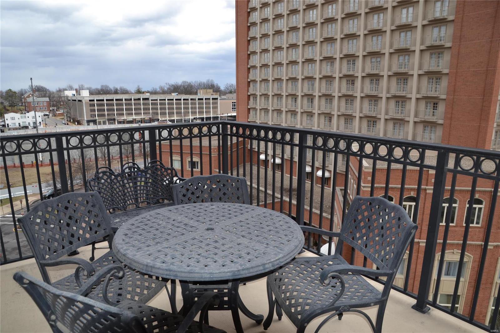 Plaza In Clayton A Condo The - Residential