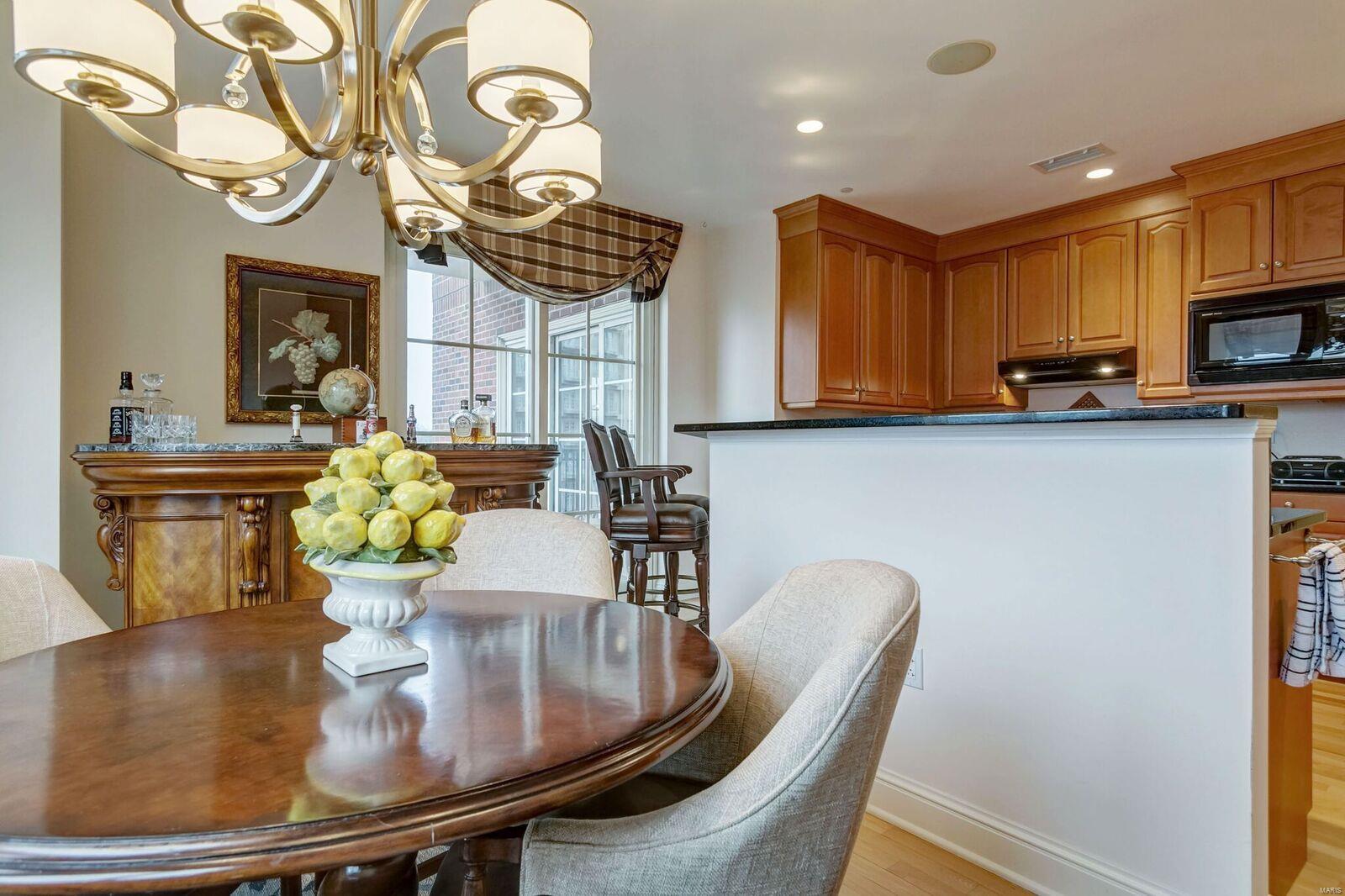 Plaza In Clayton A Condo The - Residential