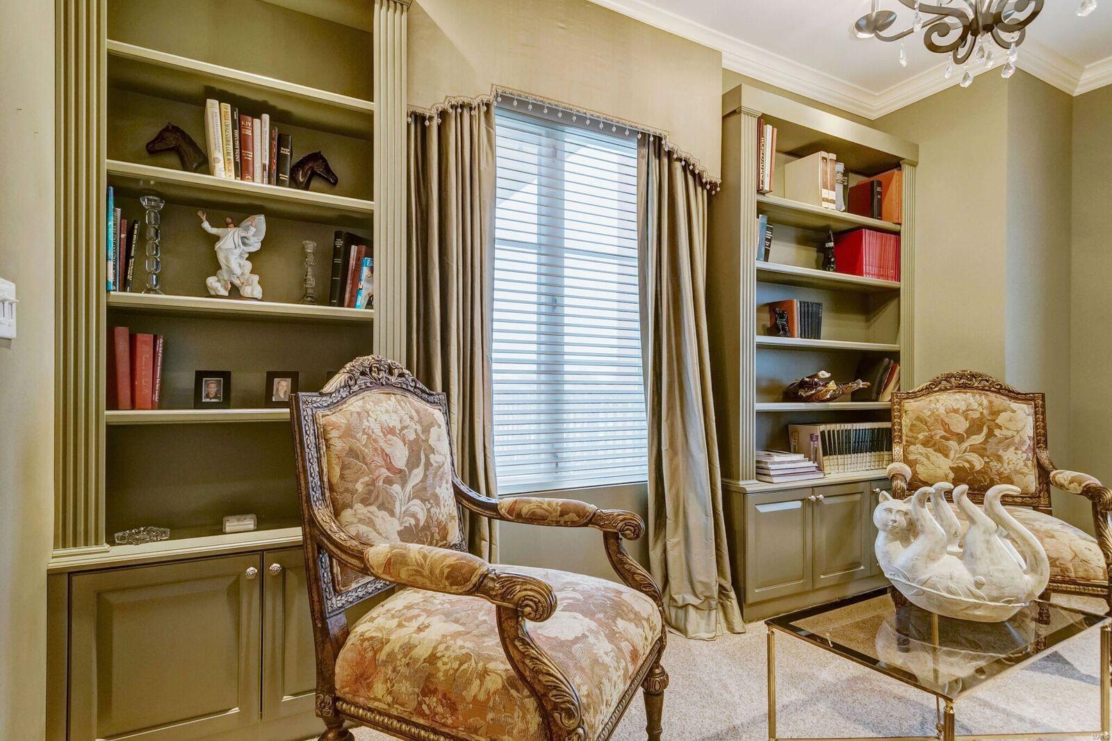 Plaza In Clayton A Condo The - Residential