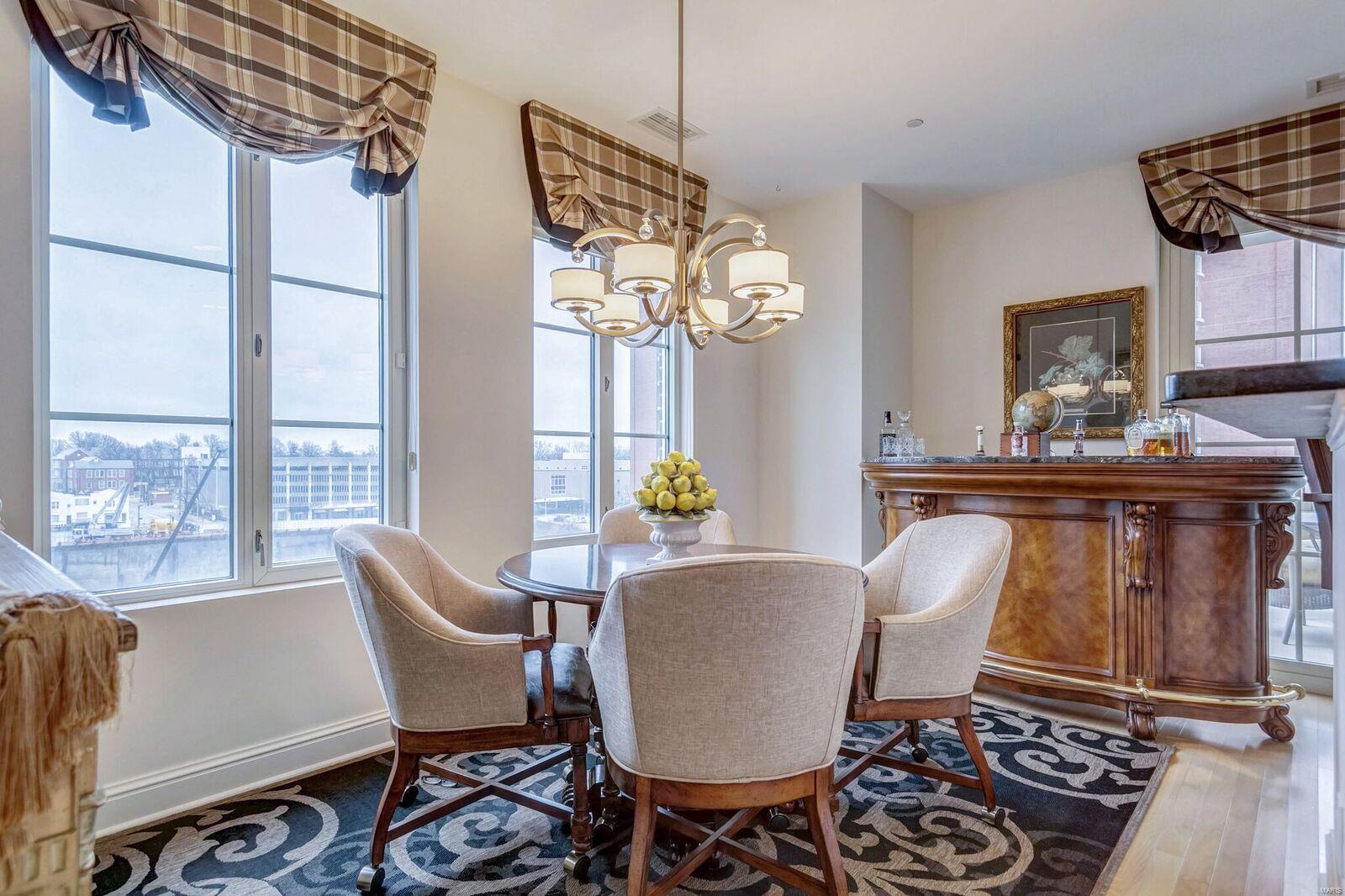 Plaza In Clayton A Condo The - Residential