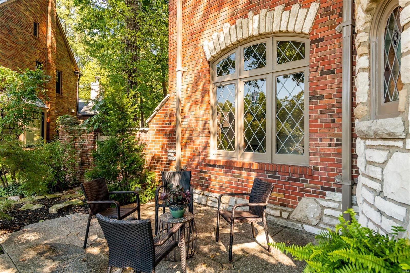 La Hacienda - Residential