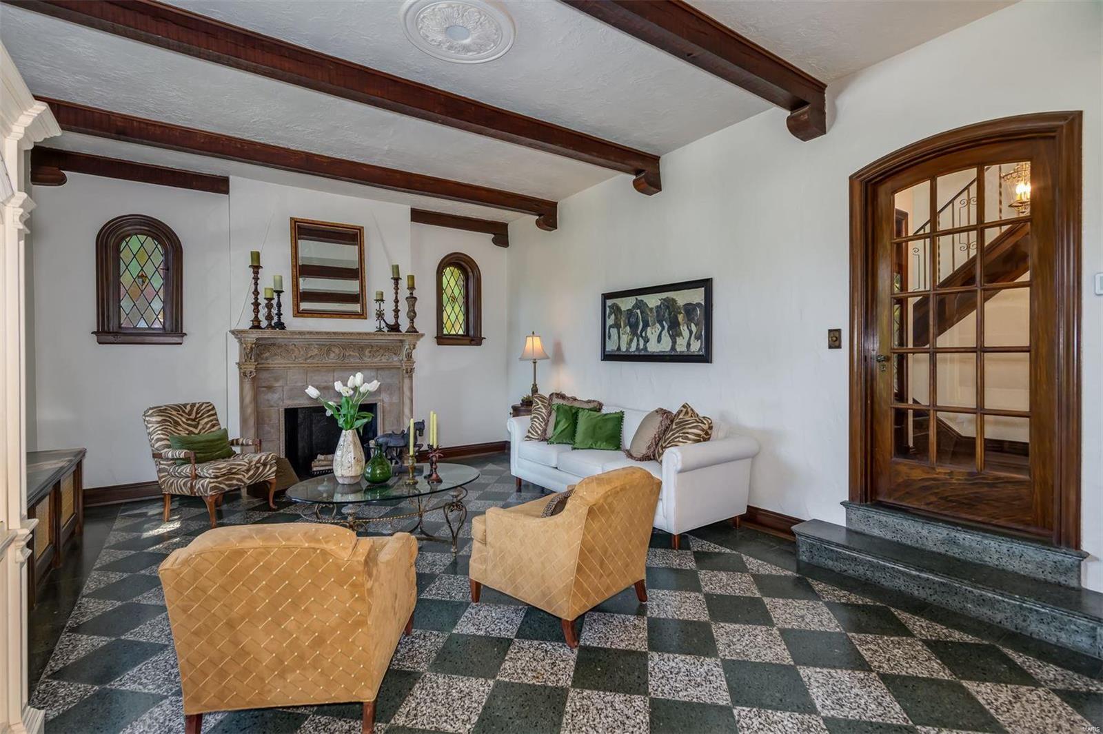 La Hacienda - Residential