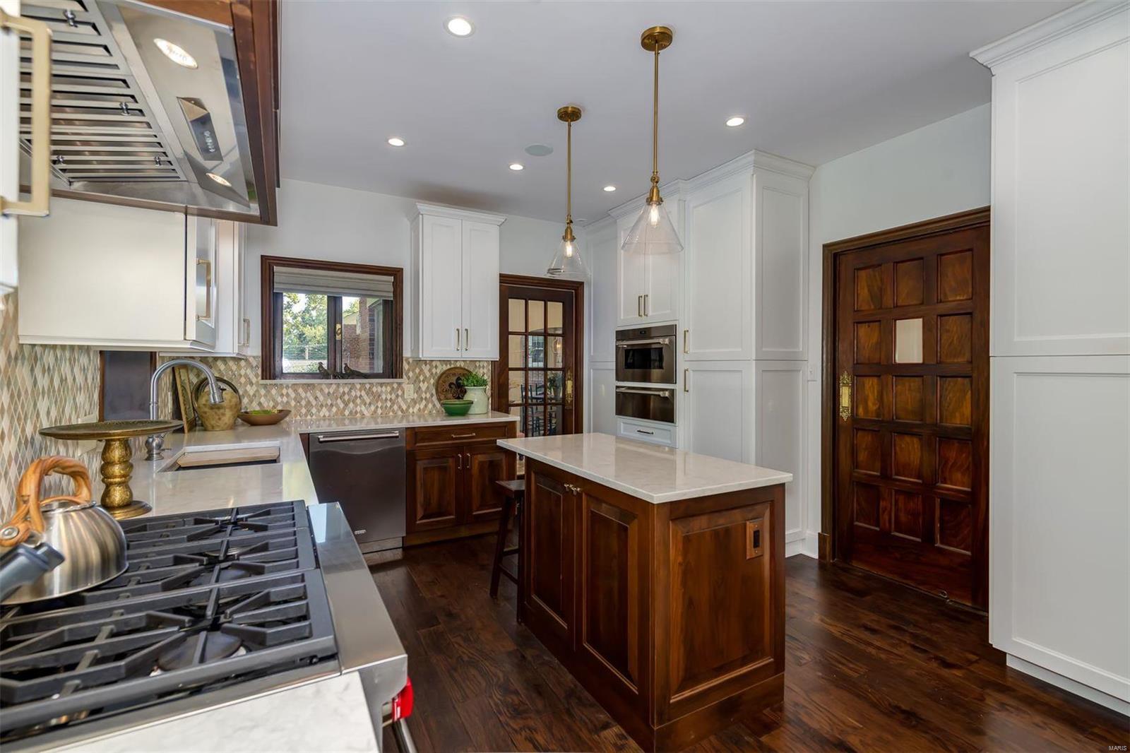 La Hacienda - Residential