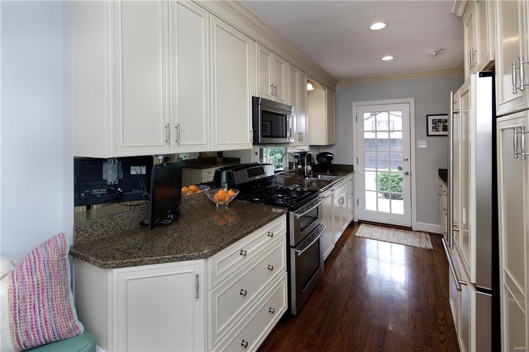 Davis Place - Residential