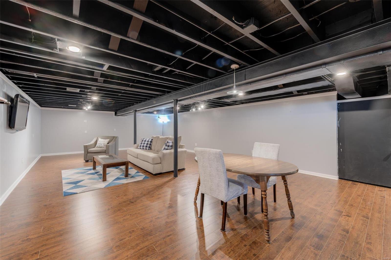 Robinwood West 4 - Residential Lease