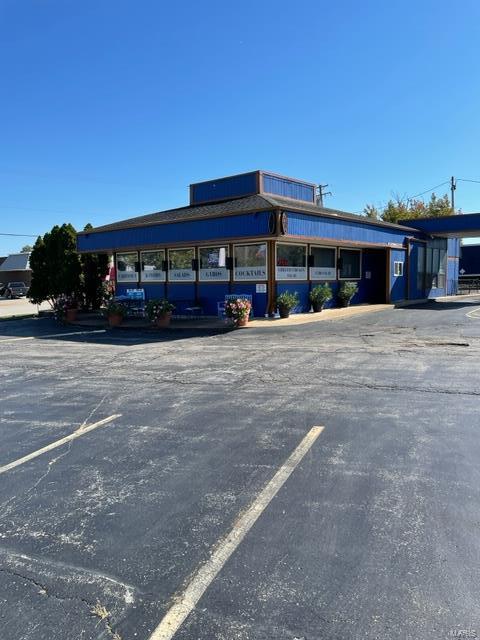 Tesson Near Acres - Commercial Sale