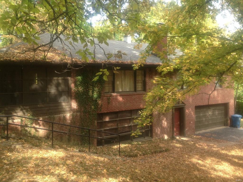 colonial hills parkway - Residential