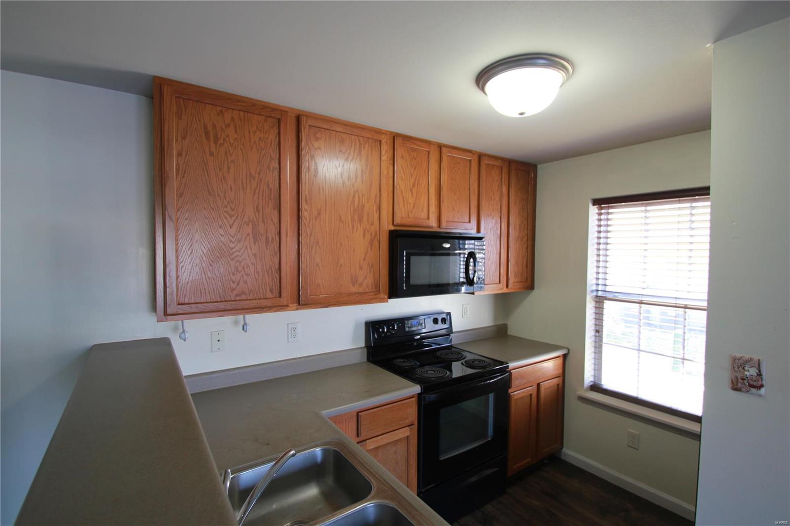 Springhurst Terrace #10 - Residential