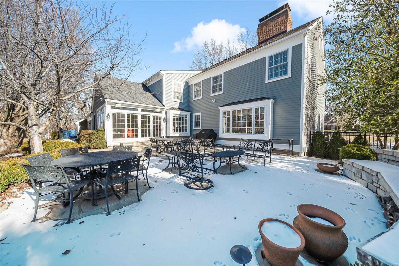 Twin Farms Road - Residential