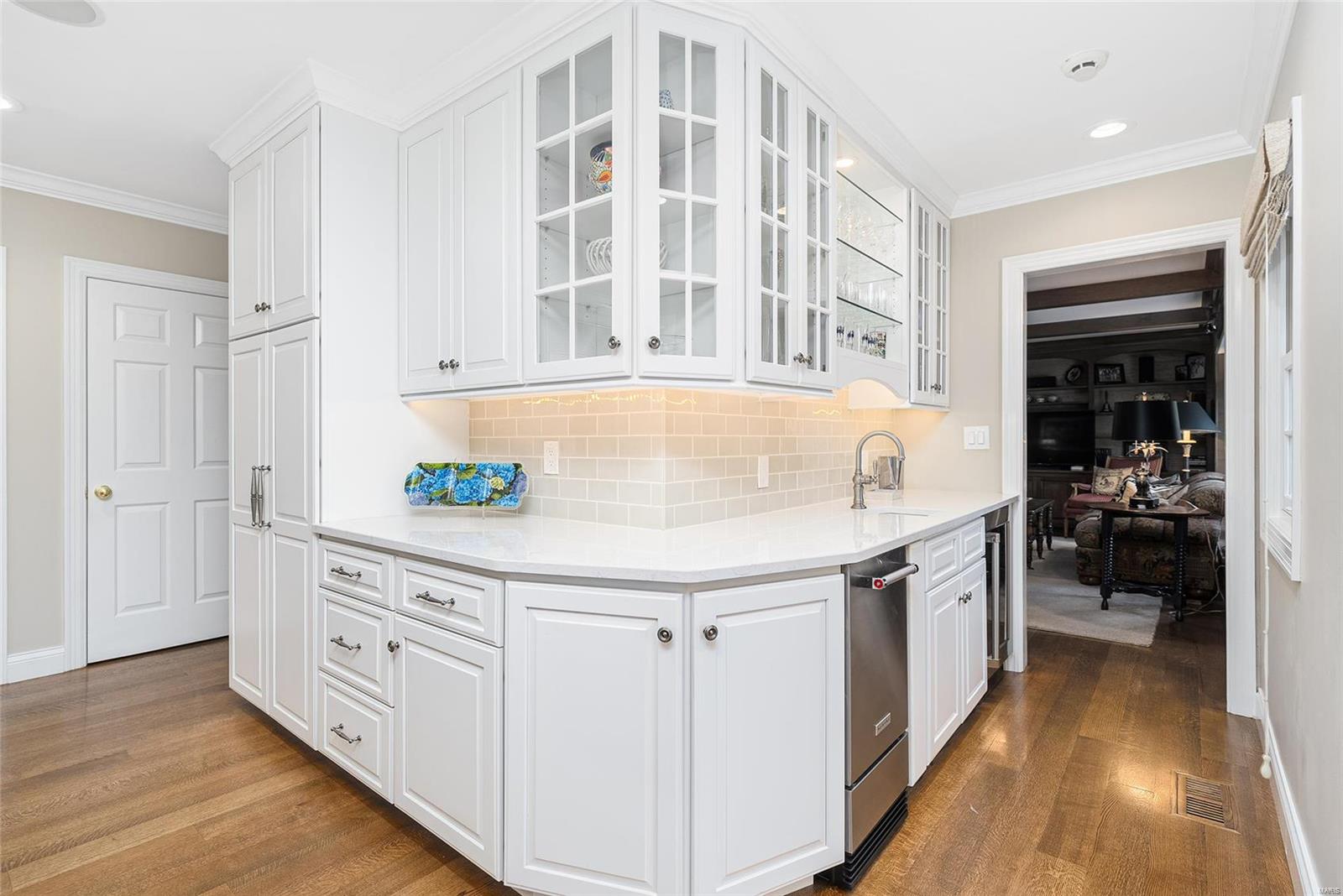 Twin Farms Road - Residential