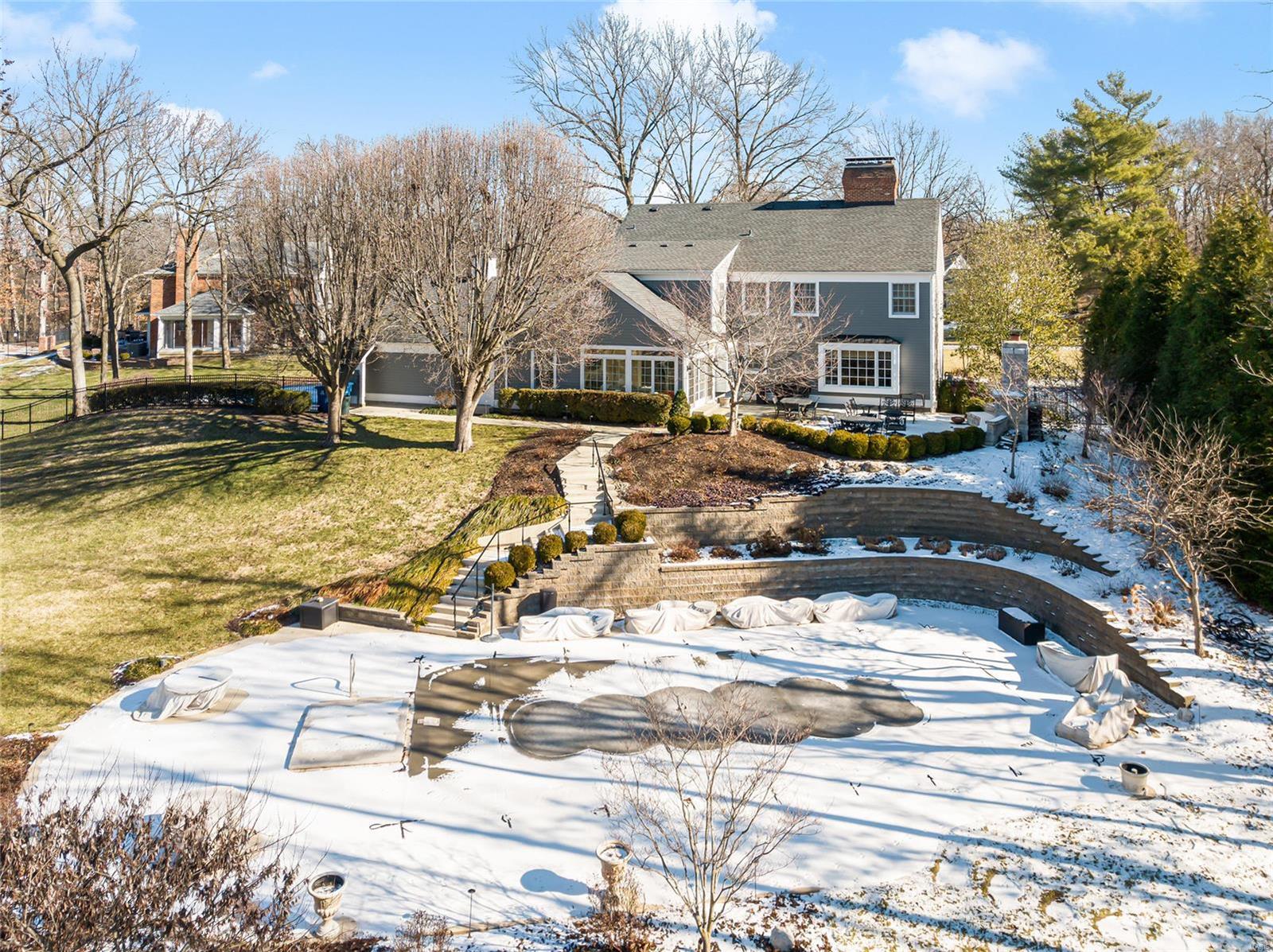 Twin Farms Road - Residential