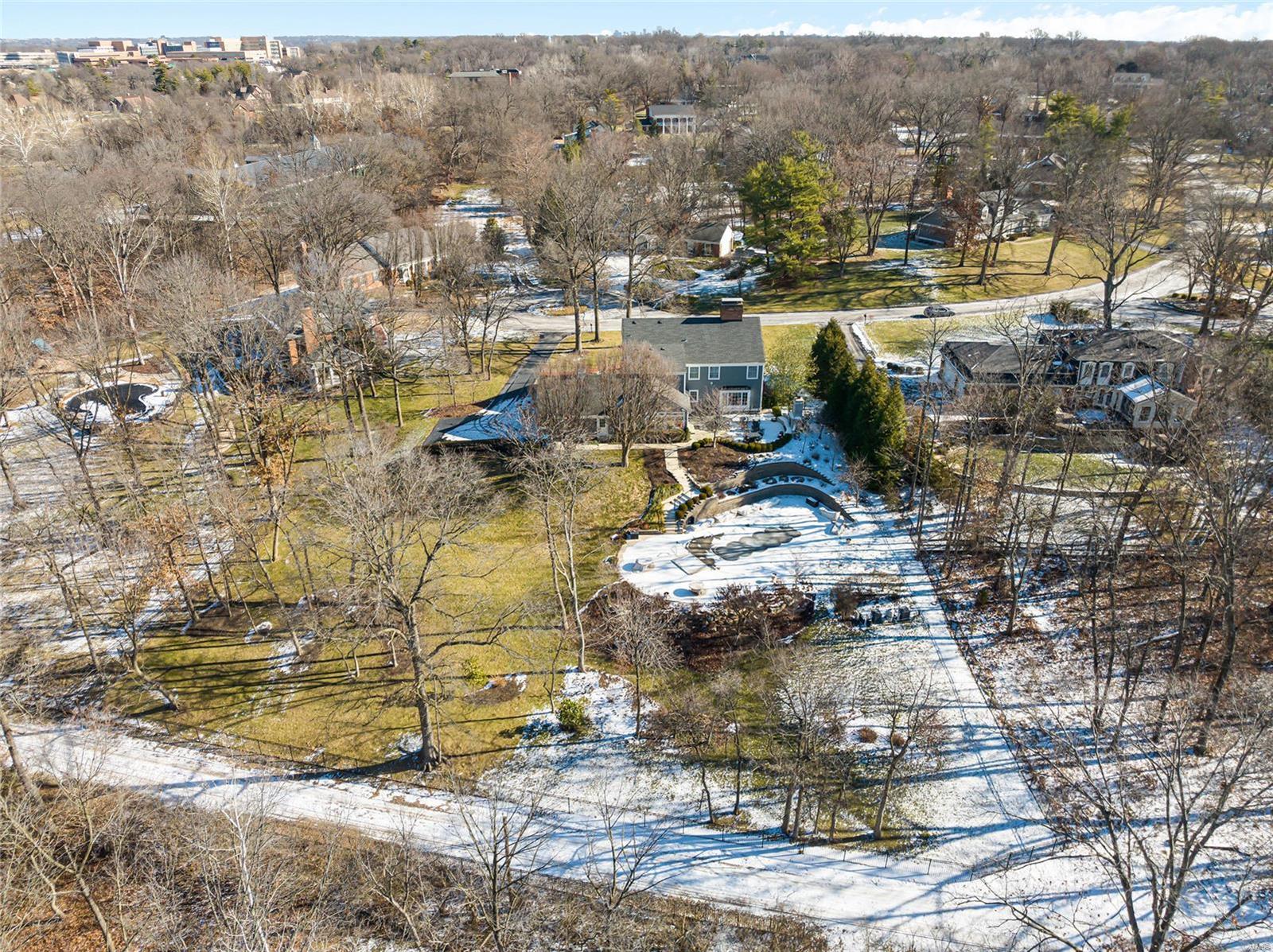 Twin Farms Road - Residential