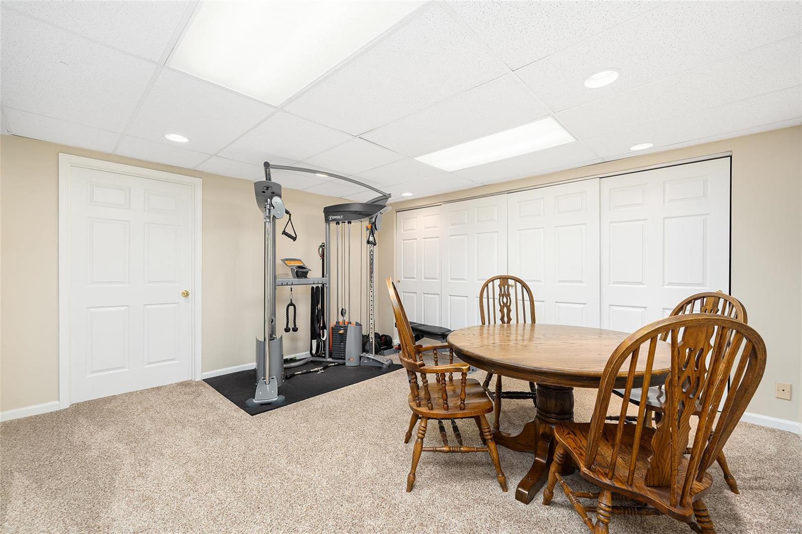 Twin Farms Road - Residential