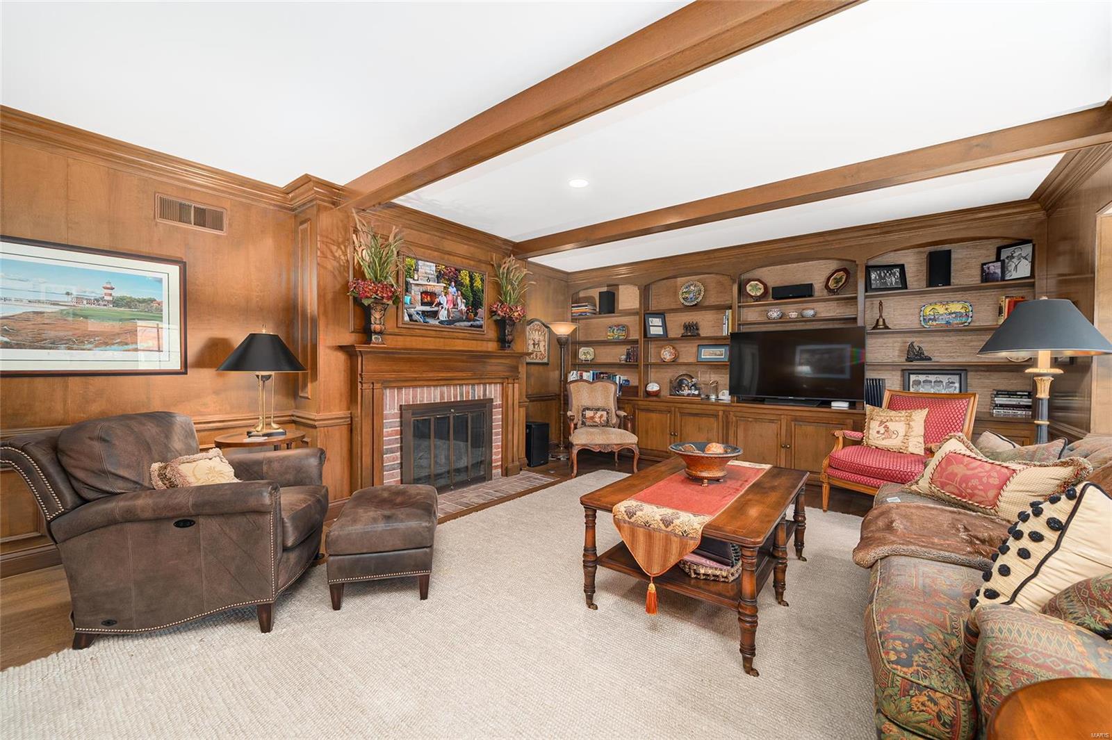 Twin Farms Road - Residential