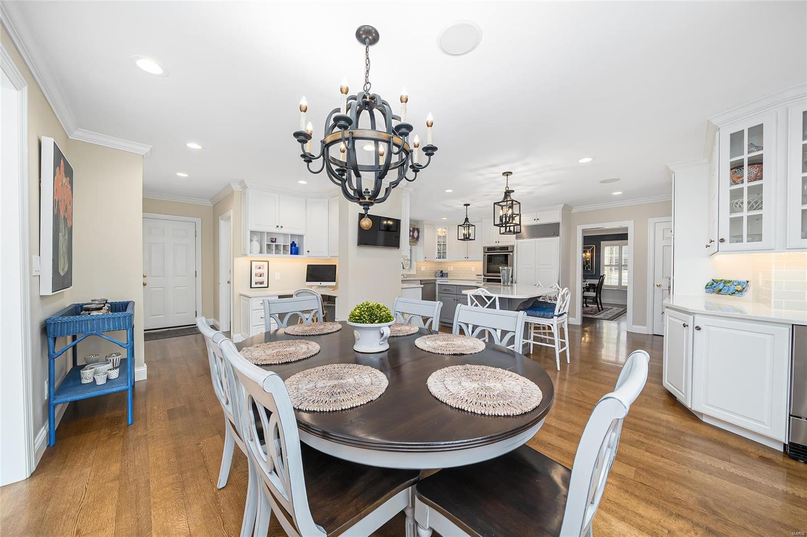 Twin Farms Road - Residential