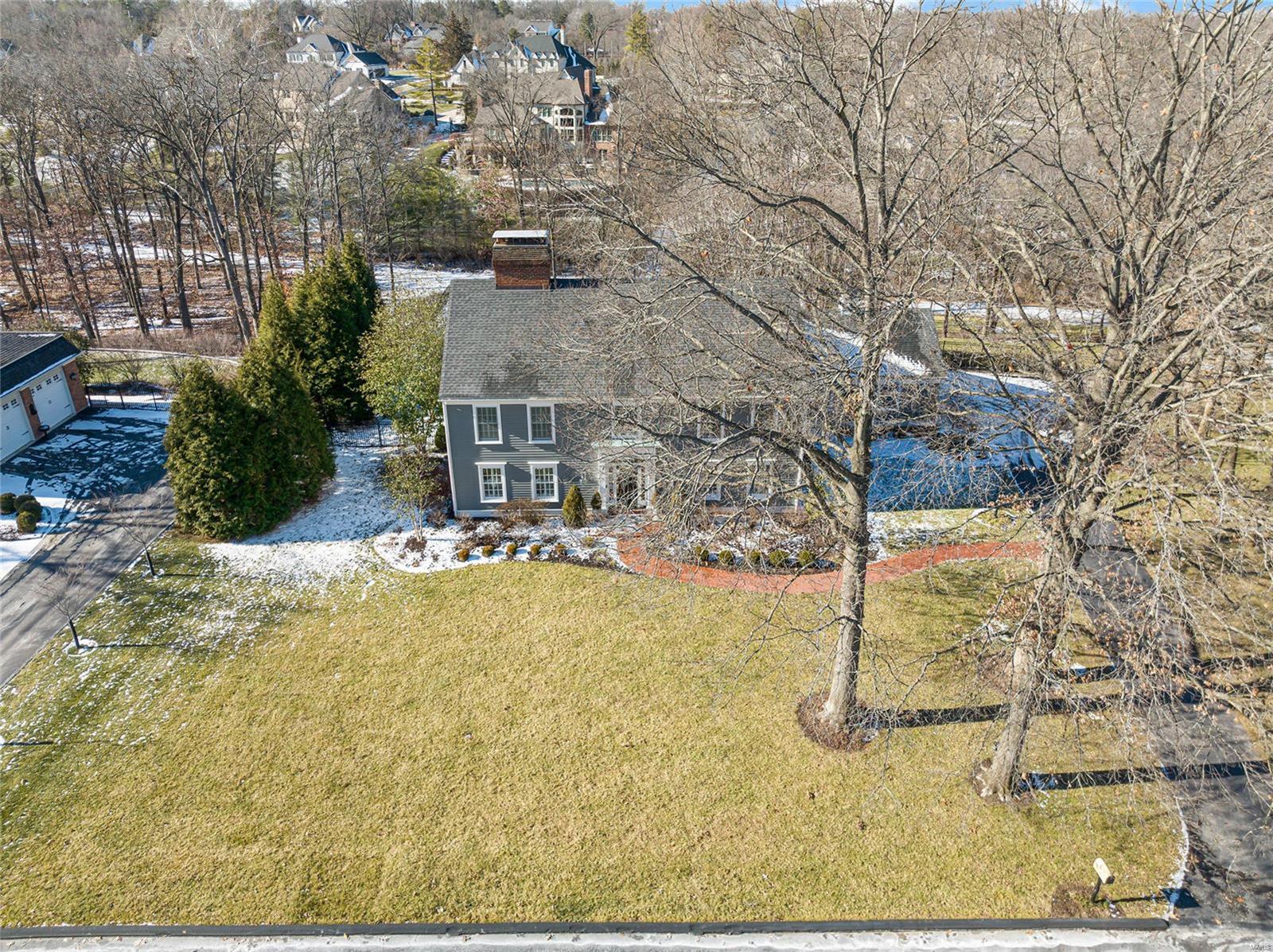 Twin Farms Road - Residential