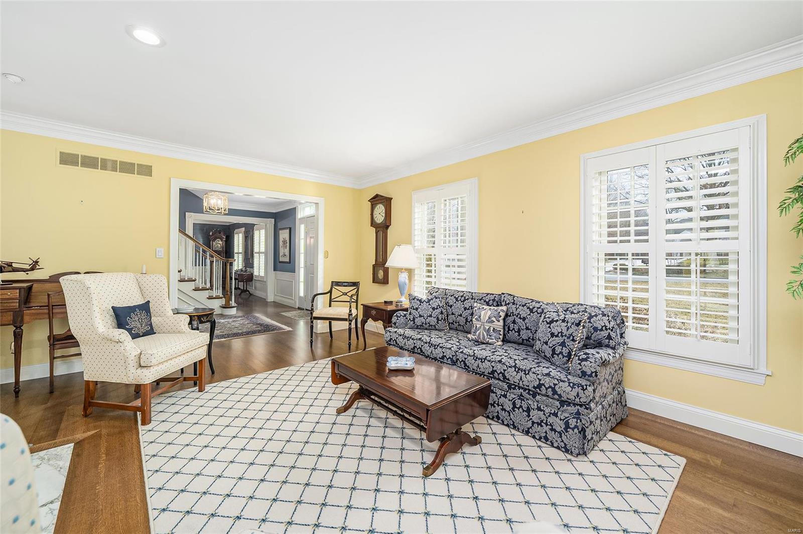 Twin Farms Road - Residential