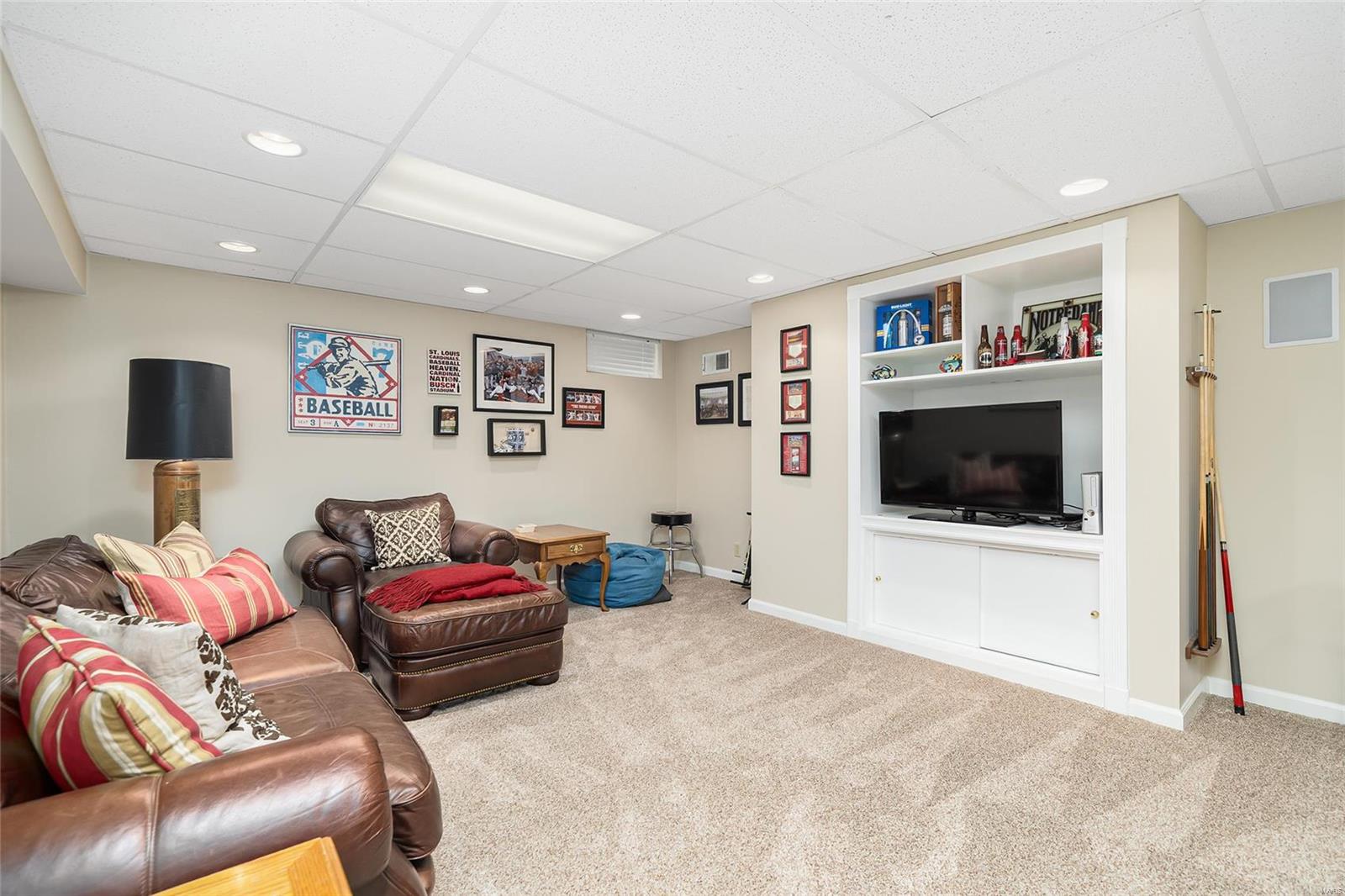 Twin Farms Road - Residential