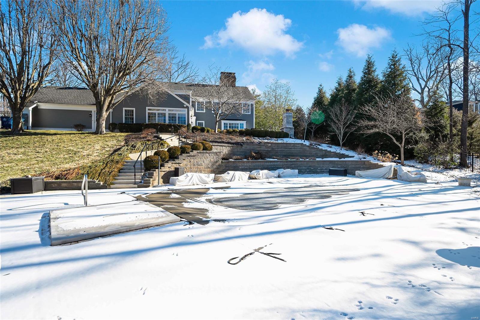 Twin Farms Road - Residential