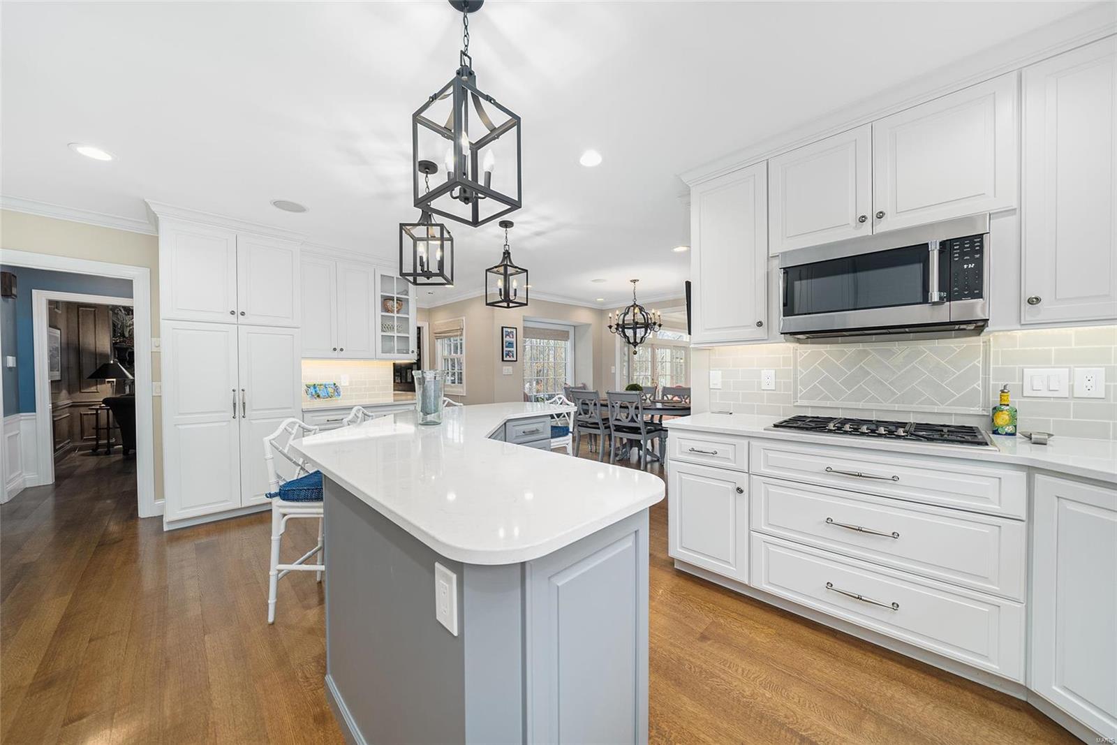 Twin Farms Road - Residential