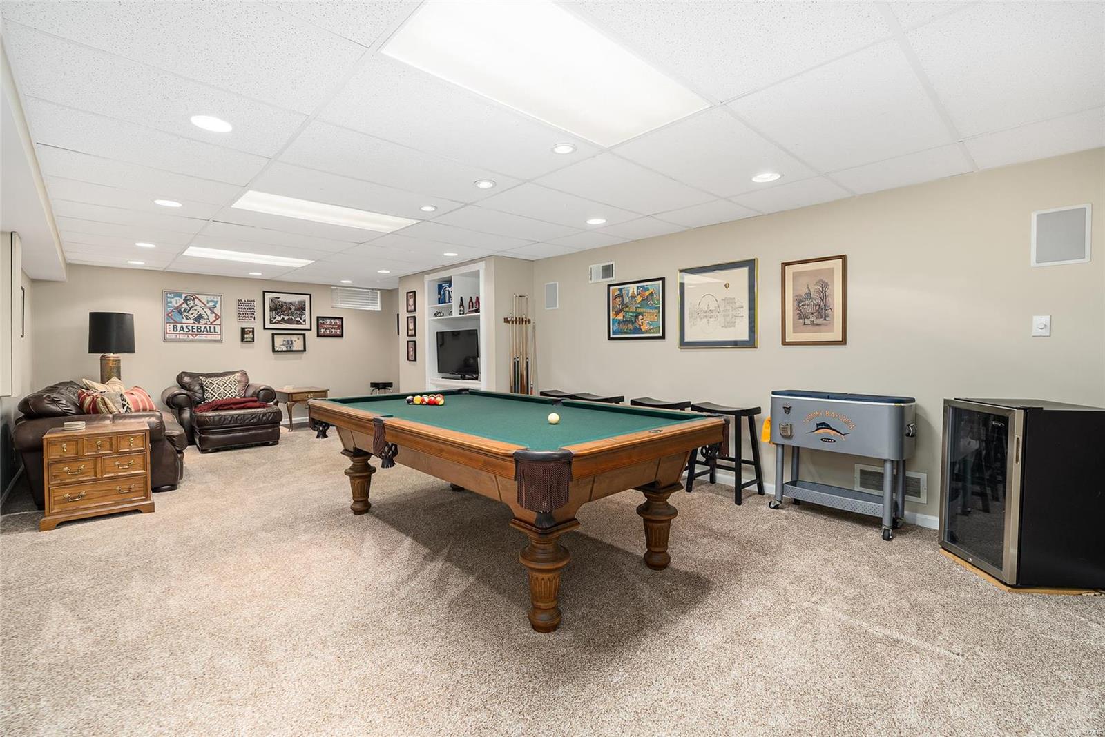 Twin Farms Road - Residential