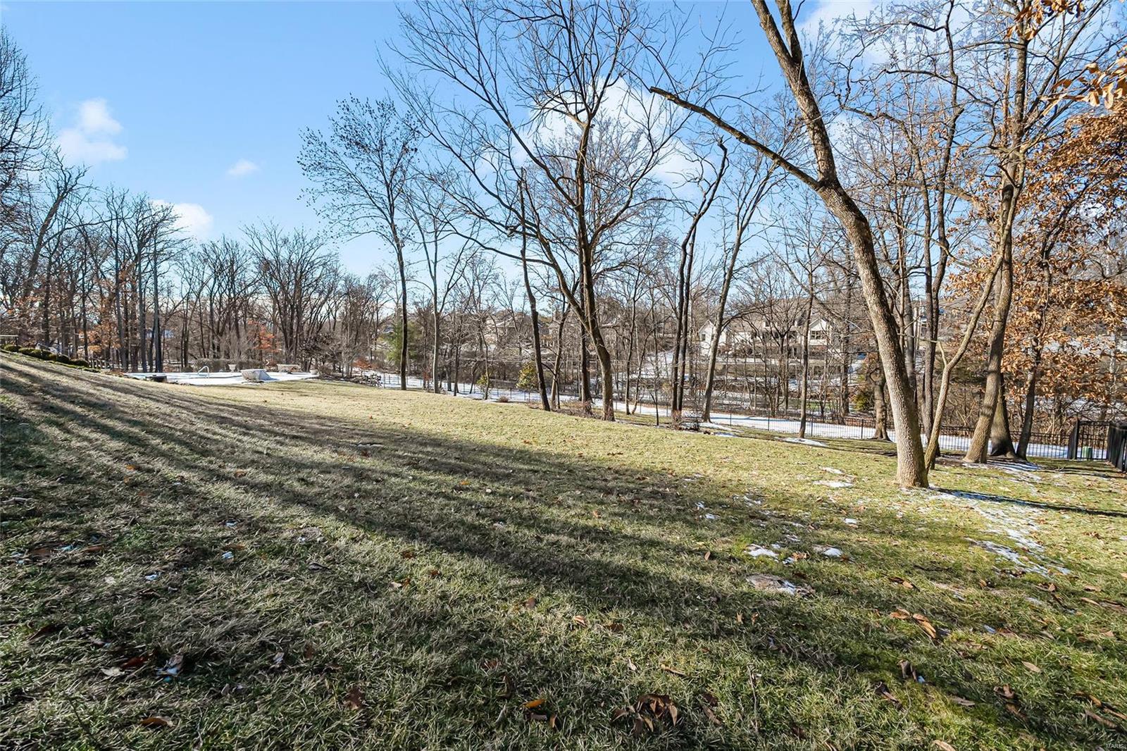 Twin Farms Road - Residential